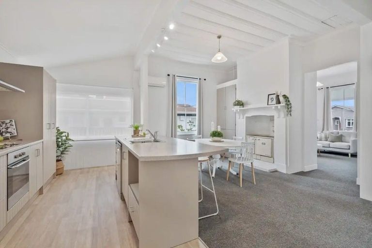 Photo of property in 10 Armstrong Avenue, Woodhill, Whangarei, 0110