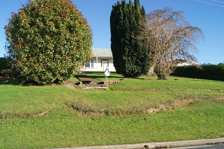 Photo of property in 17 Beach Street, Waikouaiti, 9510