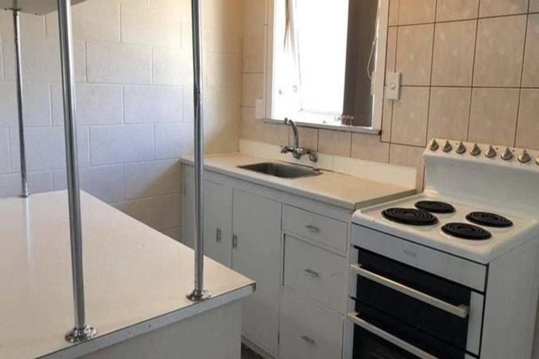 Photo of property in 2/18 Coxhead Road, Manurewa, Auckland, 2102