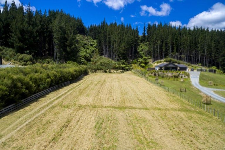 Photo of property in 20c Stroma Way, Timberlea, Upper Hutt, 5018