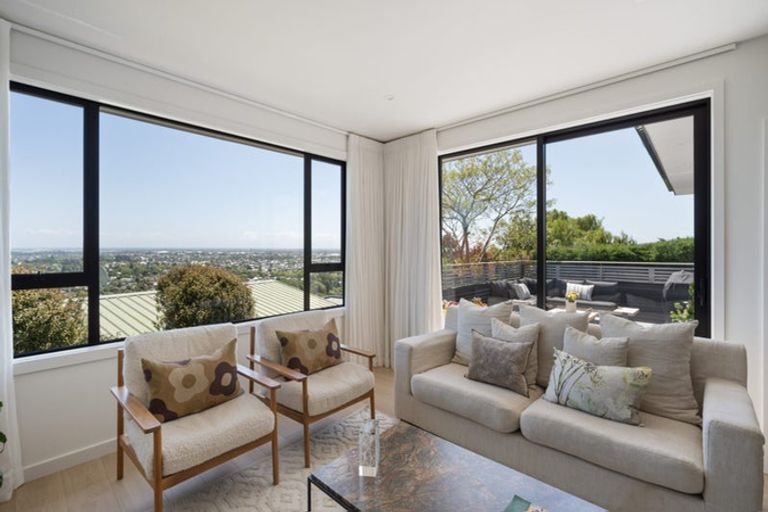 Photo of property in 1/28 Huntsbury Avenue, Huntsbury, Christchurch, 8022