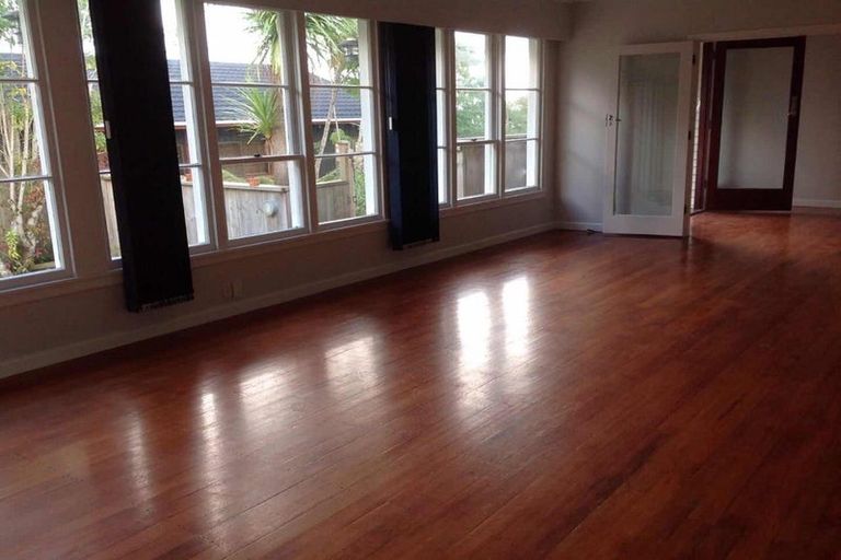 Photo of property in 189 Glamorgan Drive, Torbay, Auckland, 0630