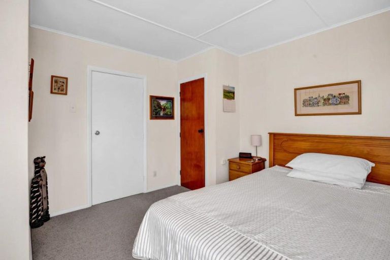 Photo of property in 14 Plympton Street, Brooklands, New Plymouth, 4310