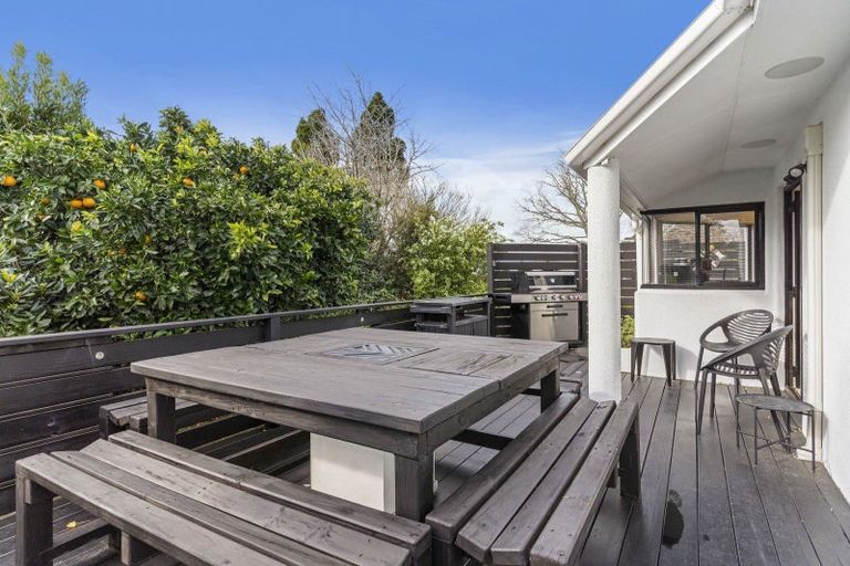 Photo of property in 114 Tirohanga Drive, Whangamata, 3620