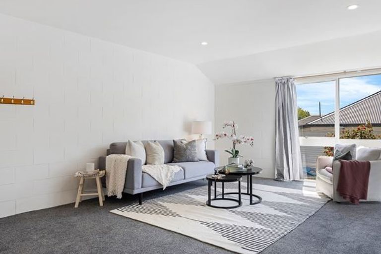 Photo of property in 5/107 Holly Road, St Albans, Christchurch, 8014