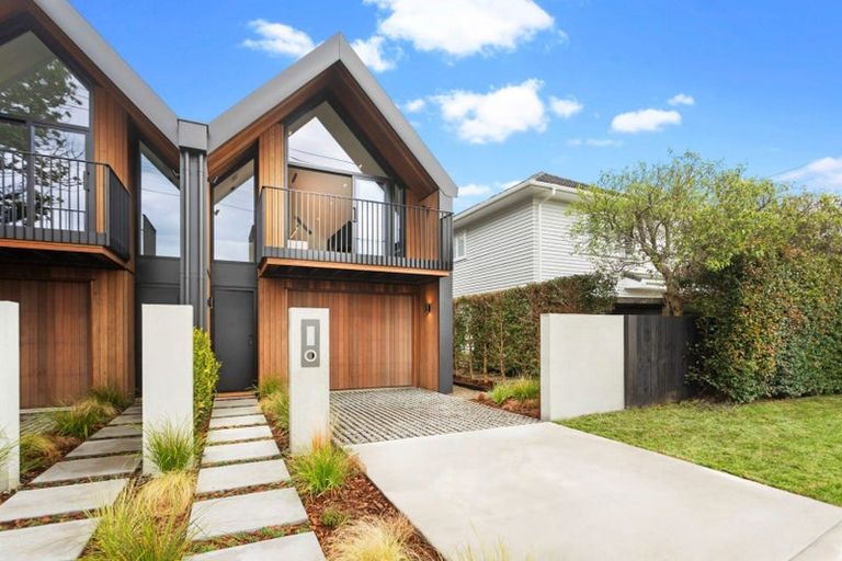 Photo of property in 1b Creamer Avenue, Belmont, Auckland, 0622