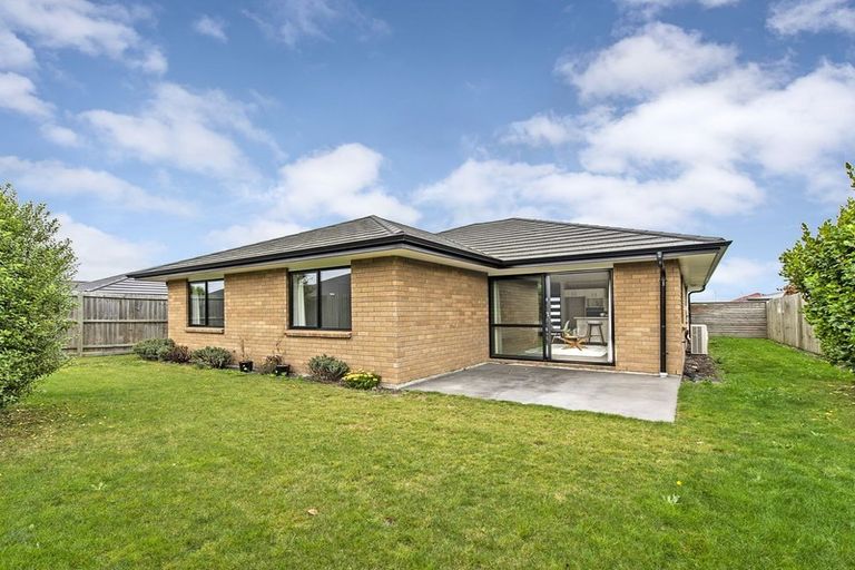 Photo of property in 21 Flint Road, Rolleston, 7614