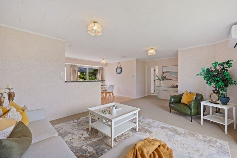 Photo of property in 22 Harvest Drive, Henderson, Auckland, 0612