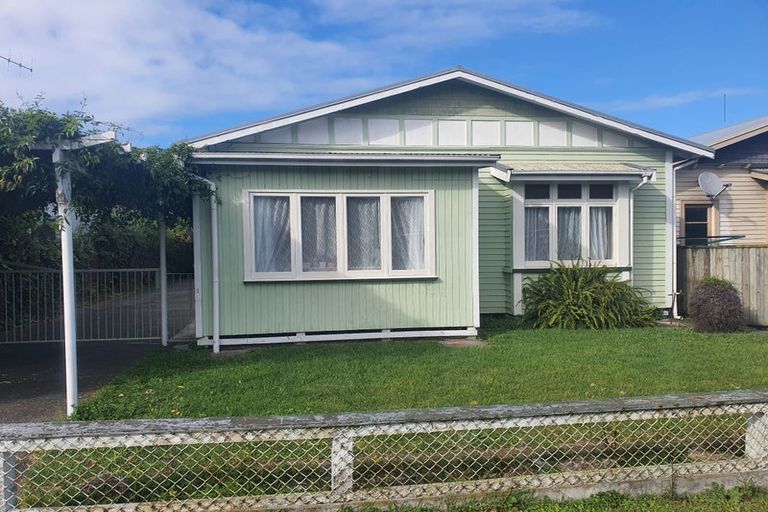 Photo of property in 35 Carnell Street, Napier South, Napier, 4110