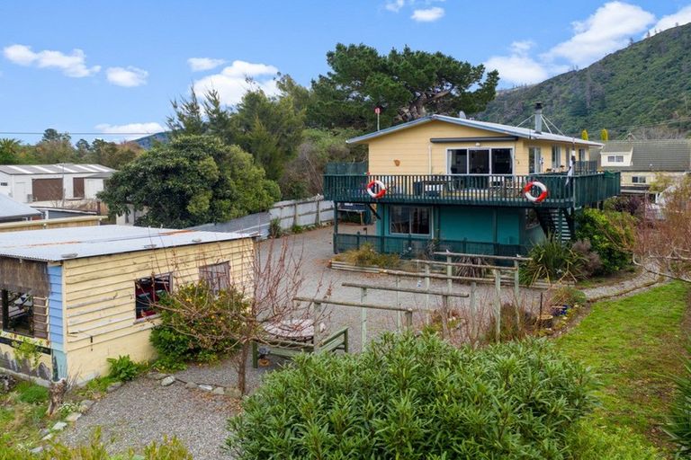Photo of property in 299 Rarangi Beach Road, Rarangi, Blenheim, 7273