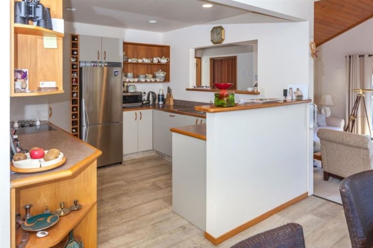 Photo of property in 115 Pacific View Drive, Whangamata, 3620