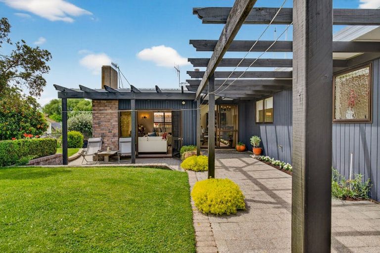 Photo of property in 24 Reeve Drive, Havelock North, 4130