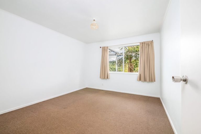Photo of property in 31 Pomare Road, Russell, 0202