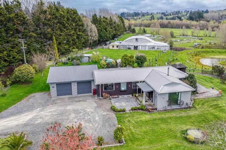 Photo of property in 93 Black Rock Road, Te Ore Ore, Masterton, 5886