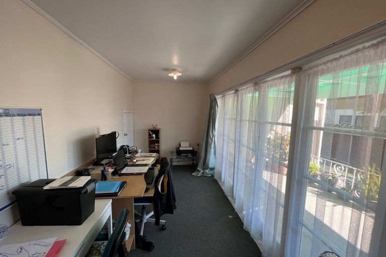 Photo of property in 1/5 Beihlers Road, Weymouth, Auckland, 2103