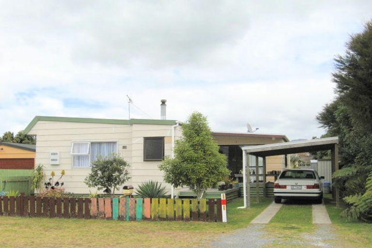 Photo of property in 115a Tui Road, Whangamata, 3620