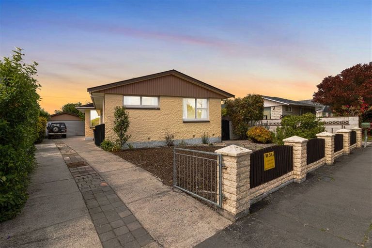 Photo of property in 15 Arran Crescent, Woolston, Christchurch, 8062