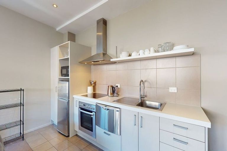 Photo of property in 12 Majoribanks Street, Mount Victoria, Wellington, 6011