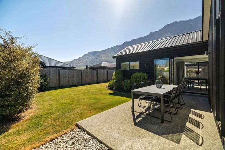 Photo of property in 52 Jack Hanley Drive, Jacks Point, Queenstown, 9371