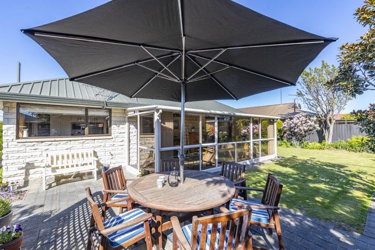 Photo of property in 10 Ben Nevis Drive, Broomfield, Christchurch, 8042