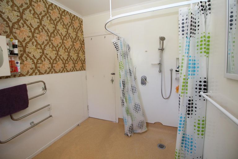 Photo of property in 7 Darroch Street, Fairy Springs, Rotorua, 3015