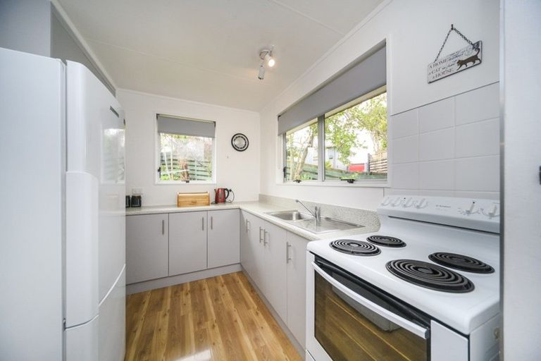 Photo of property in 1 Grant Place, Awapuni, Palmerston North, 4412