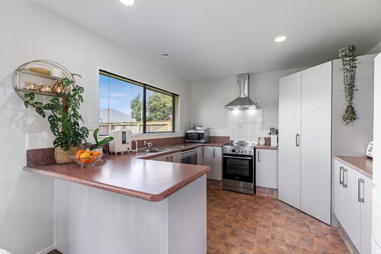 Photo of property in 1 Thoroughbred Place, Papamoa Beach, Papamoa, 3118