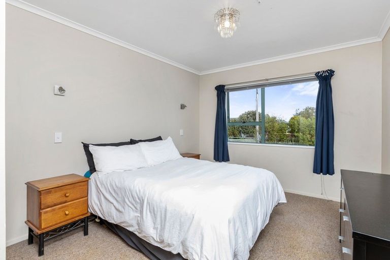 Photo of property in 1 Keir Crescent, Lansdowne, Masterton, 5810