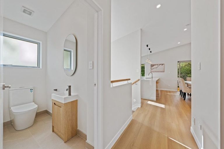 Photo of property in 41c Chamberlain Road, Massey, Auckland, 0614