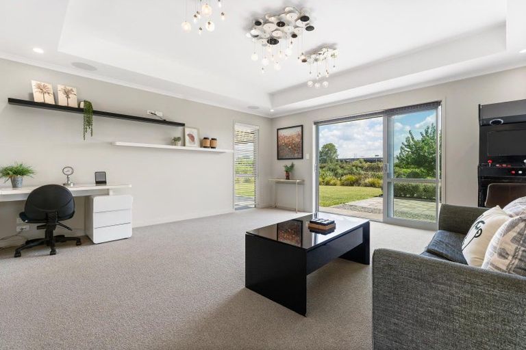 Photo of property in 42 Double Bay Road, Pyes Pa, Tauranga, 3112