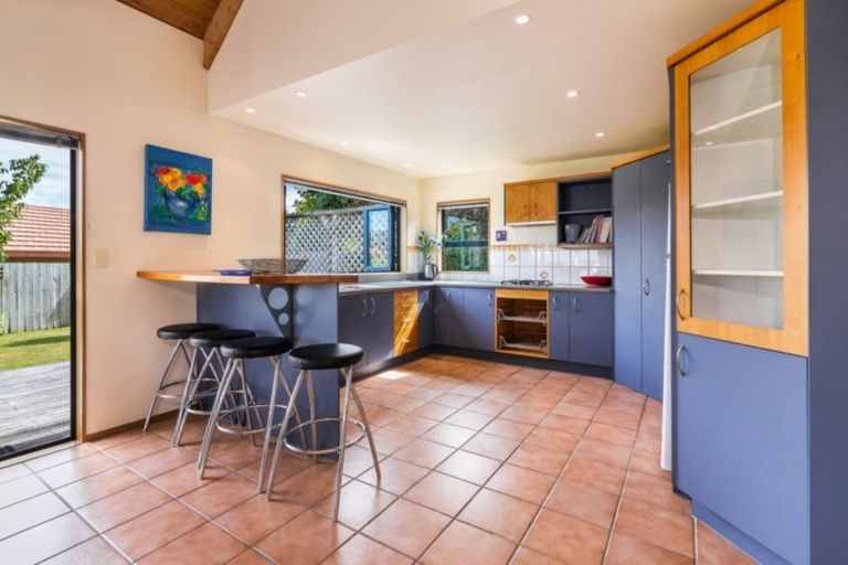 Photo of property in 25 Logan Avenue, Wharewaka, Taupo, 3330