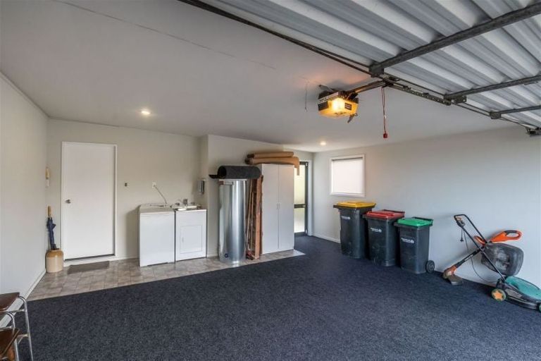 Photo of property in 1/13 Glenelg Spur, Hillsborough, Christchurch, 8022
