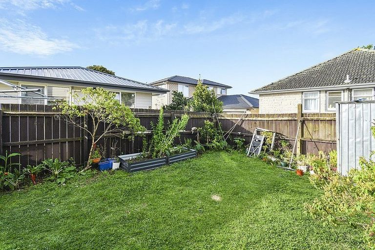 Photo of property in 33 Caspar Road, Papatoetoe, Auckland, 2025