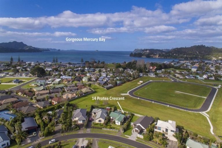 Photo of property in 14 Protea Crescent, Whitianga, 3510