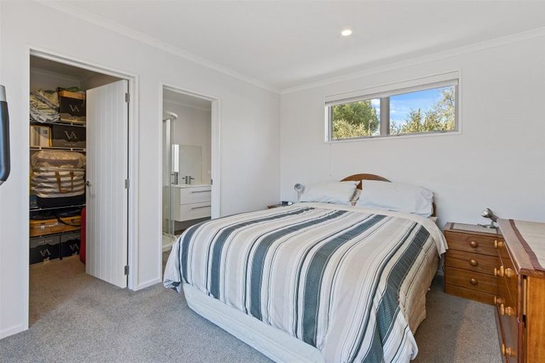 Photo of property in 8 Woodgrove Avenue, North New Brighton, Christchurch, 8083