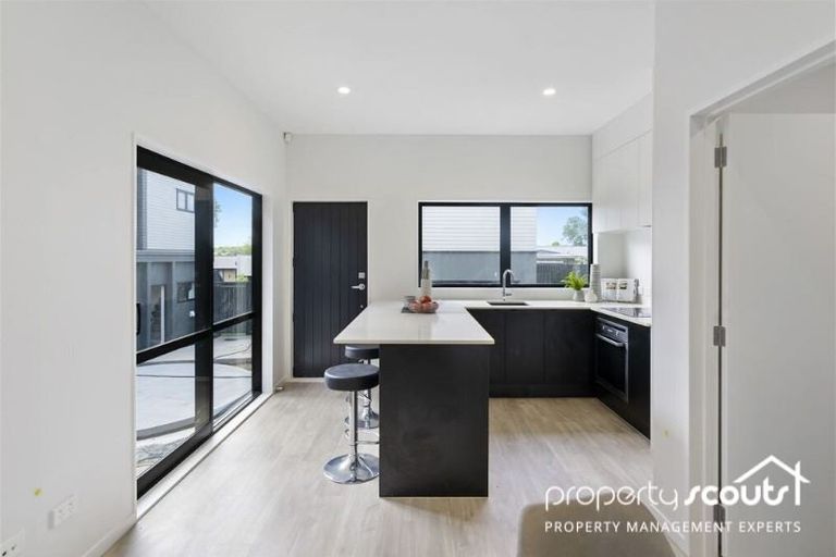 Photo of property in 3/24 Andrew Road, Howick, Auckland, 2010