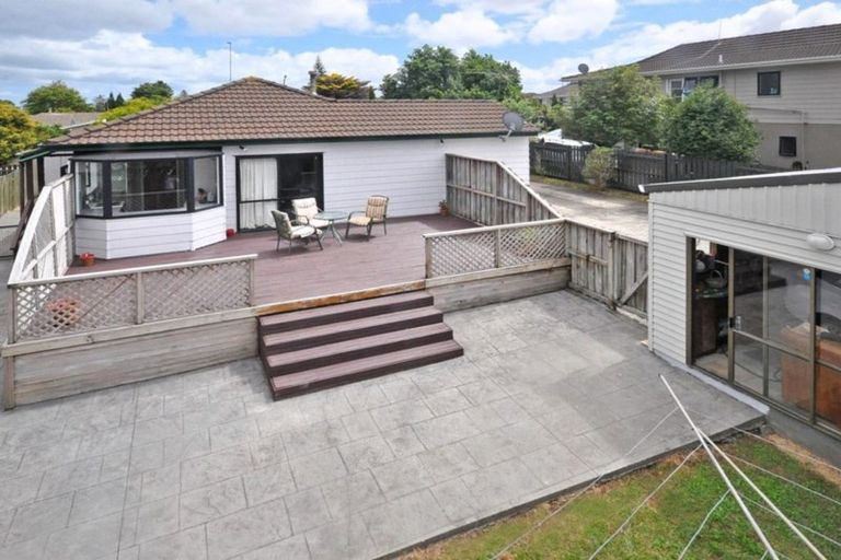Photo of property in 4 Southview Place, Wattle Downs, Auckland, 2102