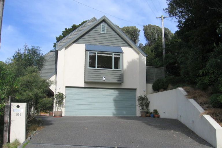Photo of property in 104 Larsen Crescent, Tawa, Wellington, 5028