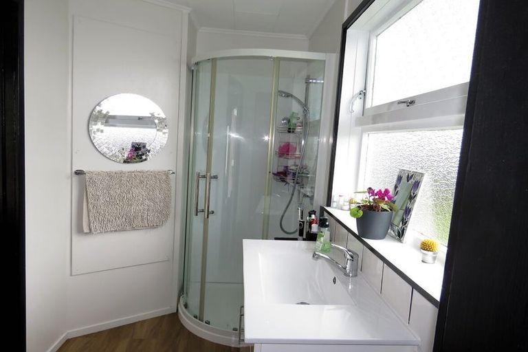 Photo of property in 121 Romilly Street, Westport, 7825