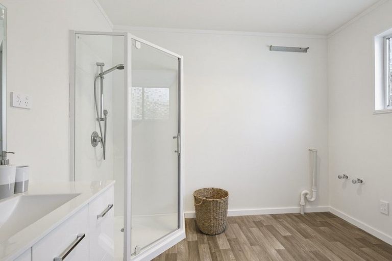 Photo of property in 8a Ceres Crescent, Johnsonville, Wellington, 6037