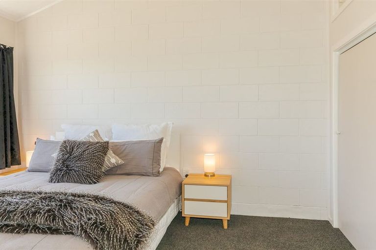 Photo of property in 163 Romilly Street, Westport, 7825