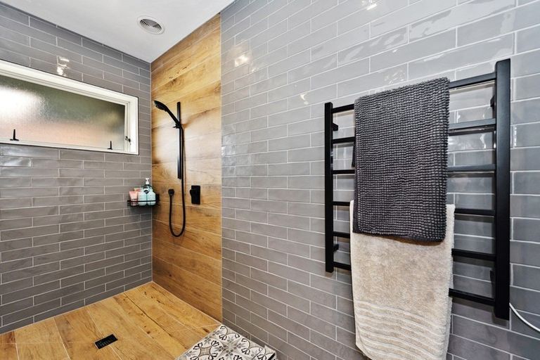 Photo of property in 21 Munro Place, Flagstaff, Hamilton, 3210