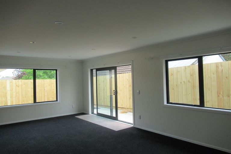 Photo of property in 24a Kings Drive, Levin, 5510