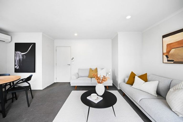 Photo of property in 3a Scotland Place, Hillcrest, Hamilton, 3216