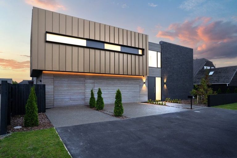 Photo of property in 17 Plynlimon Road, Fendalton, Christchurch, 8052