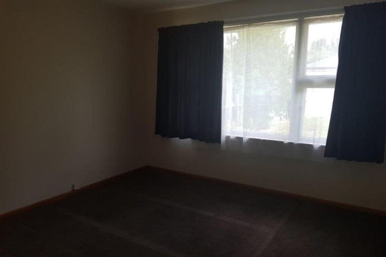 Photo of property in 219 Avonhead Road, Avonhead, Christchurch, 8042