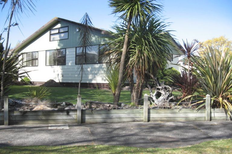 Photo of property in 71 Rangipoia Place, Turangi, 3334