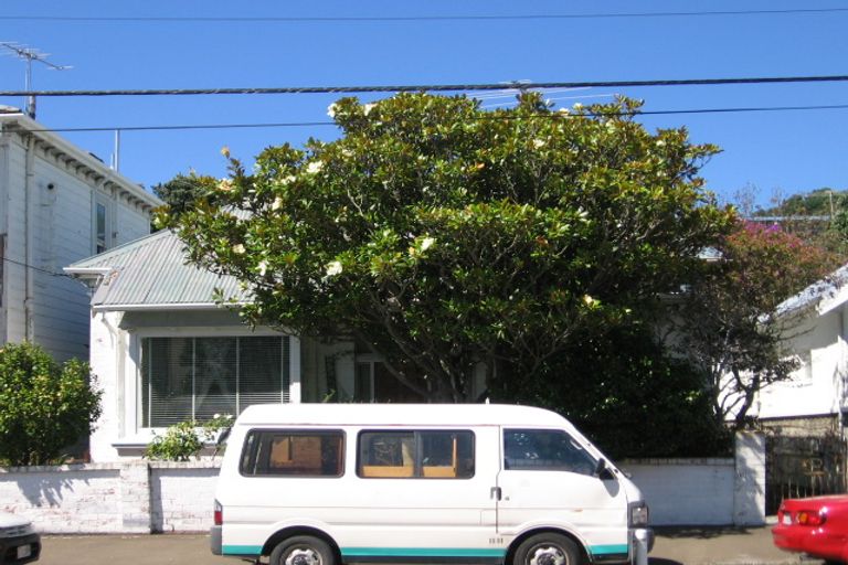 Photo of property in 10 Roy Street, Newtown, Wellington, 6021