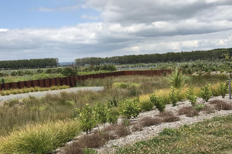 Photo of property in 75 Dunkeld Drive, Papamoa, 3118