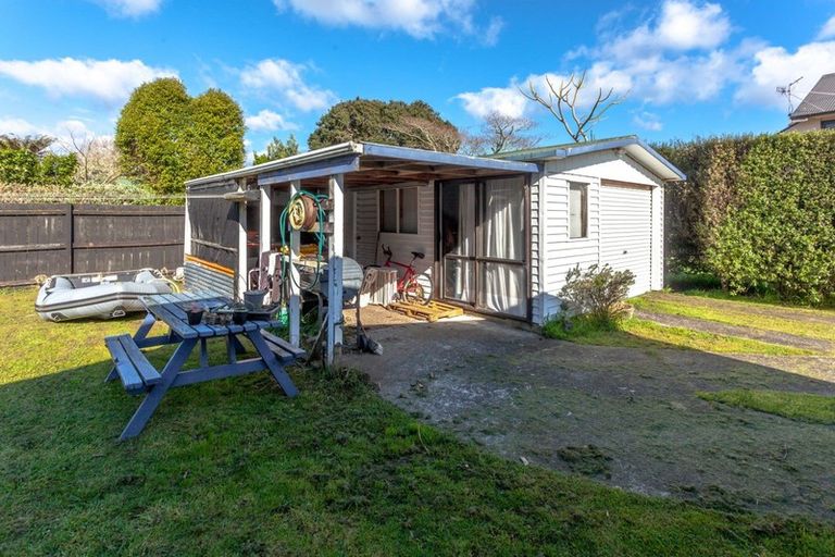 Photo of property in 13 Chestnut Grove, Tairua, 3508